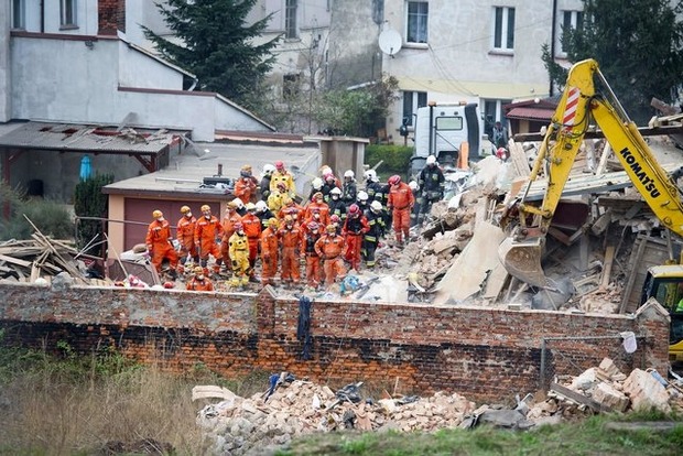Взрыв дома в Польше: количество погибших увеличилось до шести