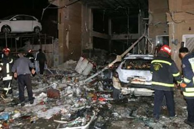 В Иране на стоянке ТЦ прогремел мощный взрыв, ранены 37 человек
