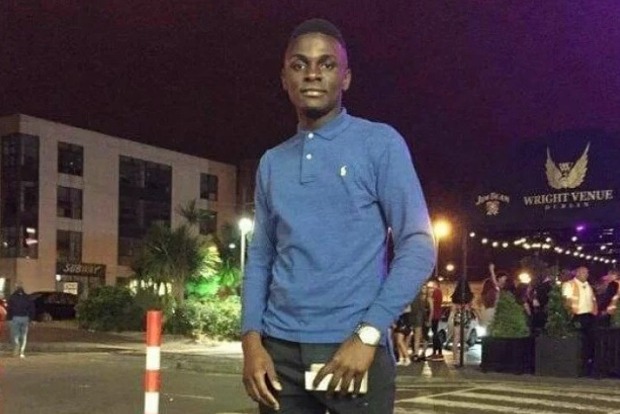 Умер 16-летний футболист, который потерял сознание во время матча