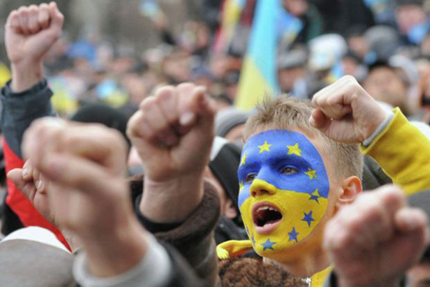 До 60% українців хочуть виїхати з країни, а 30% - налаштовані серйозно
