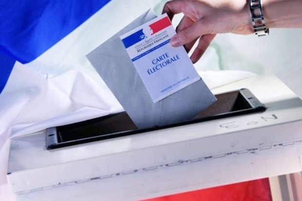 У Франції затвердили календар президентських і парламентських виборів
