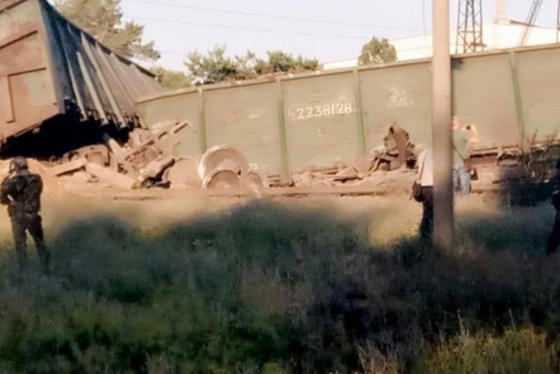 Воры в Днипре пустили под откос товарный поезд 