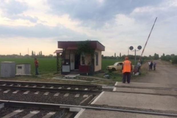 Не пережил: Помощник машиниста умер после того, как поездом сбил женщину