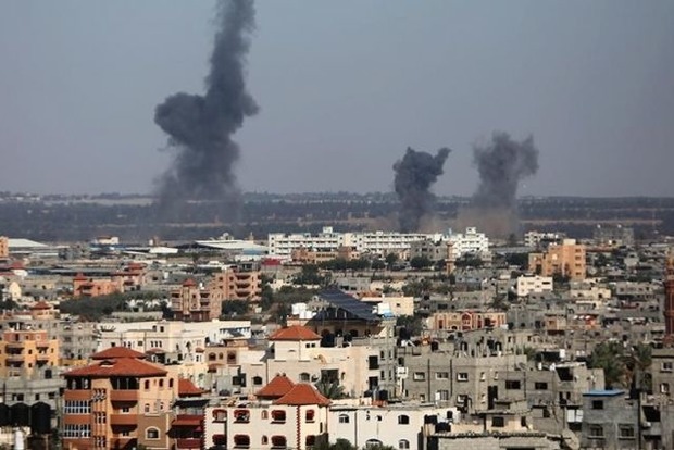 ВПС Ізраїлю провели бомбардування збройового заводу в секторі Газа у відповідь на вогненний терор