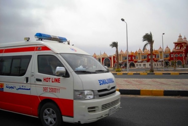М'ясорубка в Єгипті - автобус зіткнувся з вантажівкою, є жертви