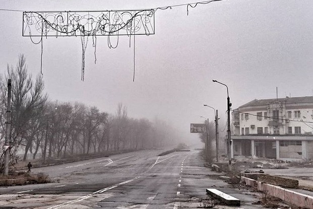 Город уничтожен: в сети показали свежие фото разрушений Донецка