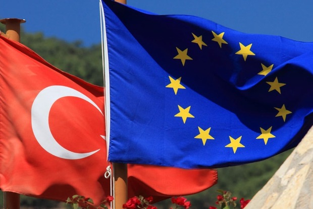 Евросоюз заблокировал выплату Турции более 4 млрд. евро на евроинтеграцию