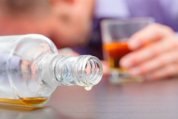 Основні ознаки, за якими можна розпізнати алкоголіка