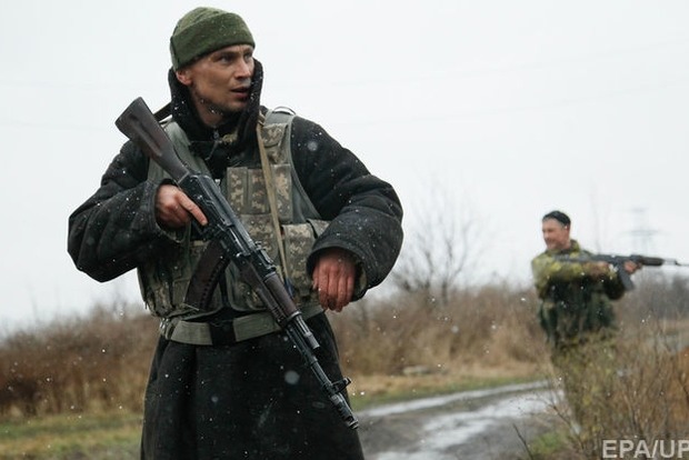 Бойовики 37 разів відкривали вогонь по позиціях сил АТО на Донбасі