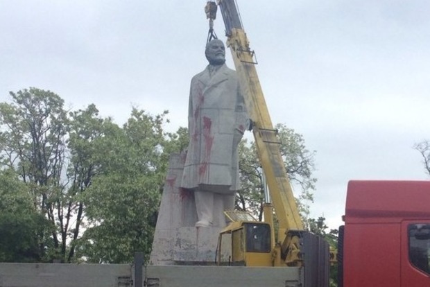 В Одесі знесли останній пам'ятник Іллічу