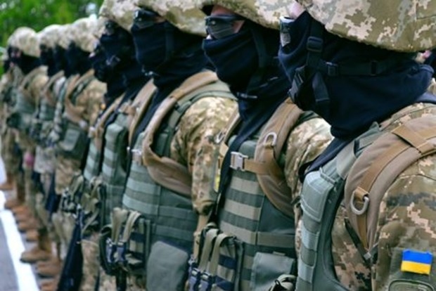 ﻿Порошенко привітав воїнів Сил спеціальних операцій ЗСУ