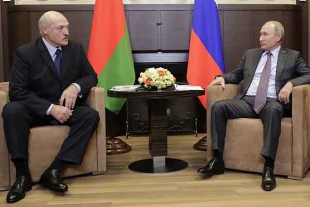 Путін і Лукашенко обговорили Україну 