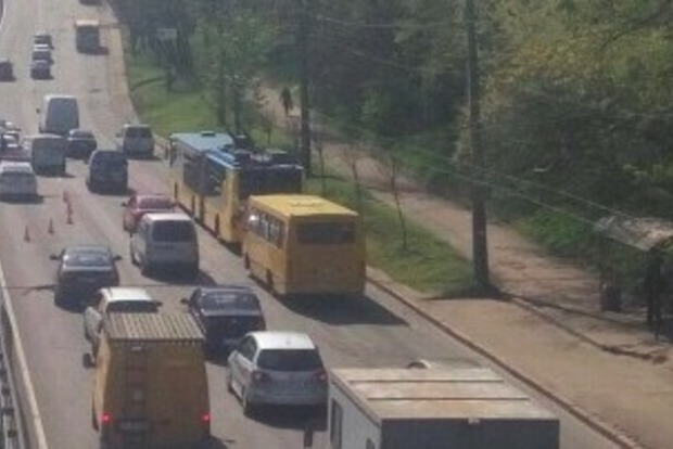 Масштабна ДТП у Києві: зіткнулись п'ять автомобілів