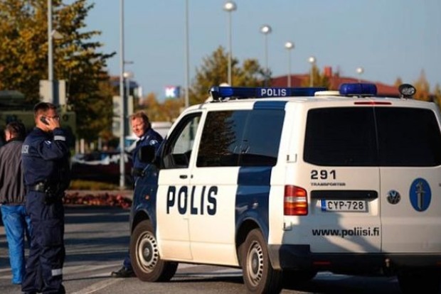 Нападение неизвестного с ножом в Финляндии: Двое погибших, восемь раненых