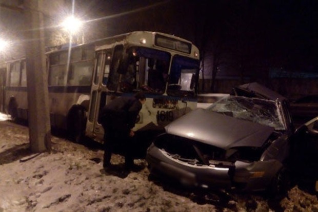 В Мариуполе сотрудник полиции устроил смертельное ДТП