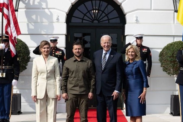 Президент Украины Владимир Зеленский завершил визит в Вашингтон