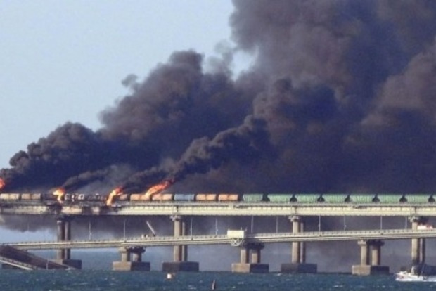 Катастрофа всероссийского масштаба: почему в пламени Крымского моста сгорело будущее россии