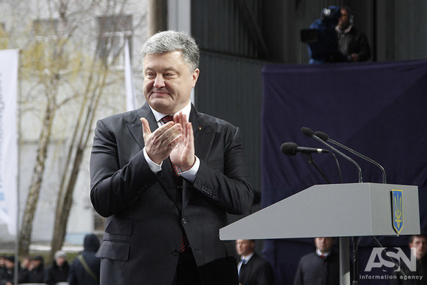 Украина даст отпор информационной агрессии РФ: Порошенко подписал указ