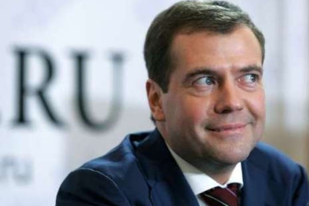 Медведев назвал причину ухудшения отношений с США