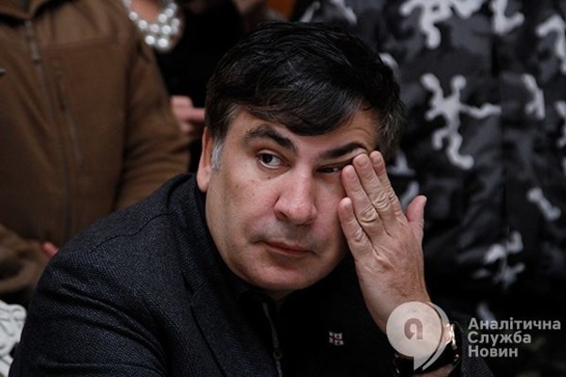 Саакашвили с температурой зовет всех на Майдан