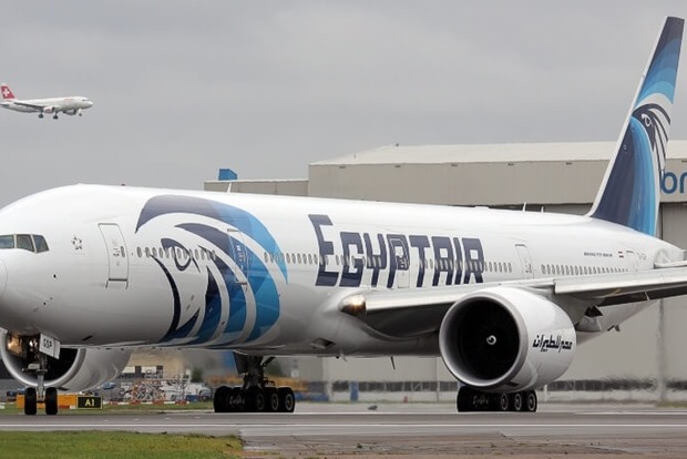 Літак EgyptAir, що зазнав аварії, погрожували збити