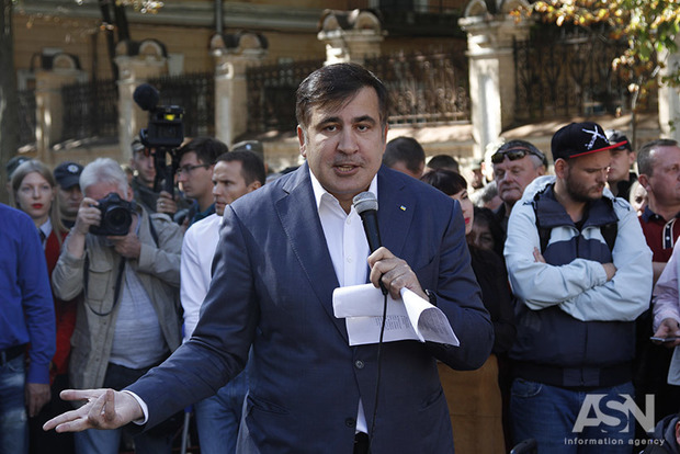 Саакашвили остался под Радой сам