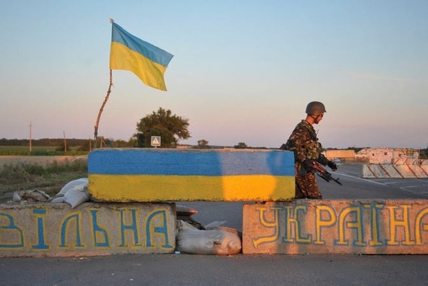 За сутки на Донбассе боевики 21 раз открывали огонь по силам АТО