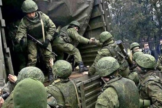 Эксперт: На Донбассе постоянно находится 5-6 тысяч российских военных