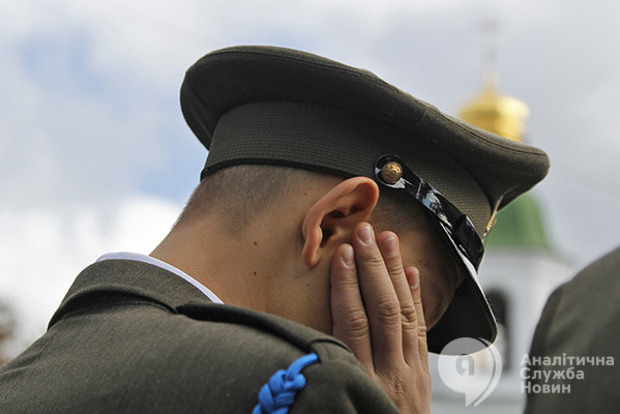 Як передові армії світу попереджають самогубства військових і на кого рівнятися Україні