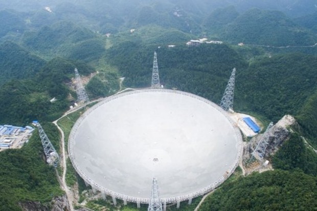 В Китае заработал самый большой в мире радиотелескоп