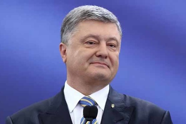 Порошенко поздравил украинцев с безвизовым режимом с ЕС