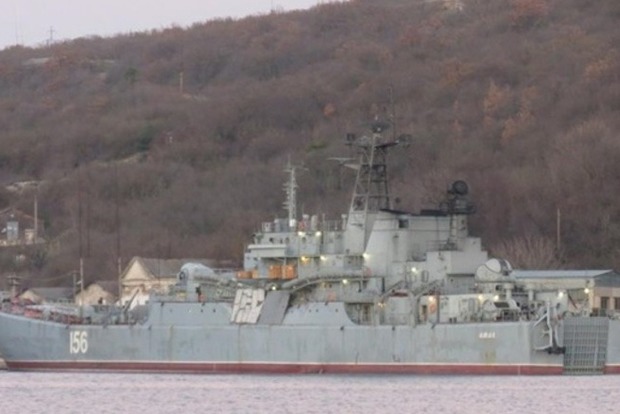Греческие «орки» при обгоне едва не потопили российский десантный корабль