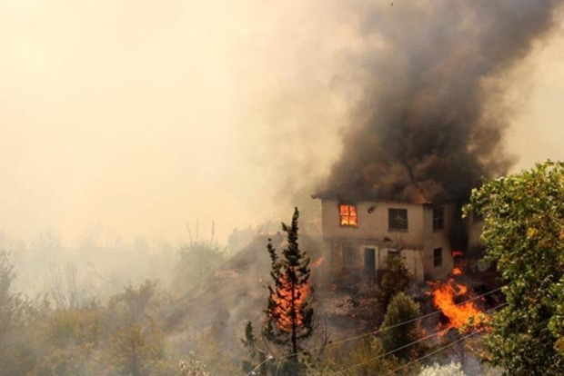В Турции начали эвакуировать курорты из-за лесных пожаров
