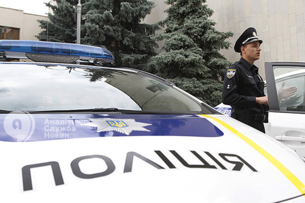 Пока без контроля трезвости и скорости. Как будет работать новая дорожная полиция Украины