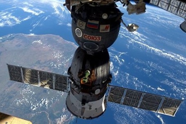 Астронавты провели в открытом космосе 6,5 часа. Опубликовано видео
