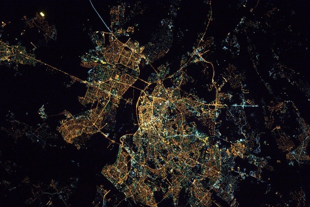 Астронавт опублікував фотографію нічного Києва з борту МКС