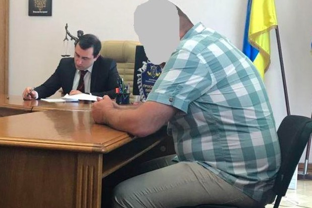 Под Киевом депутат одного из райсоветов избил тракториста