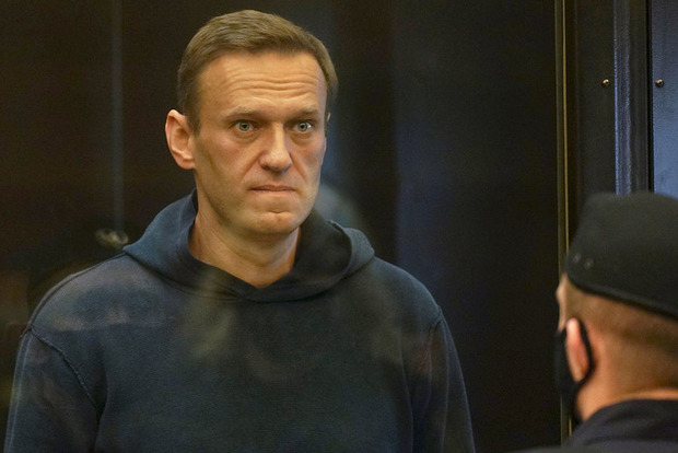 На Росії продовжують вішати справи на Навального. Цього разу порушили справу про створення екстремістського співтовариства