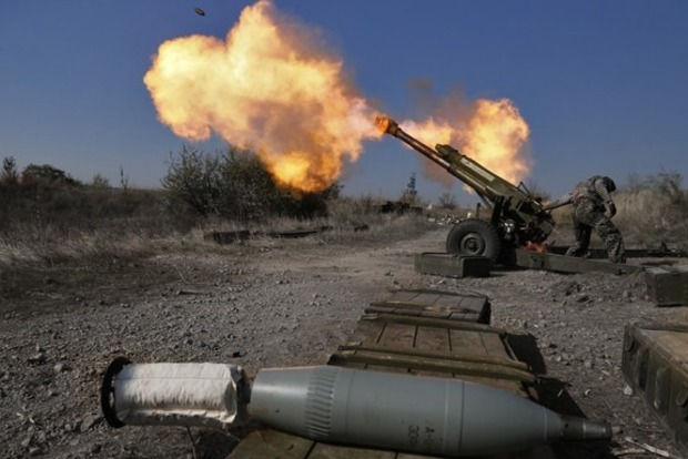 ВСУ на Донбассе агрессивно отвечает на обстрелы врага - штаб АТО