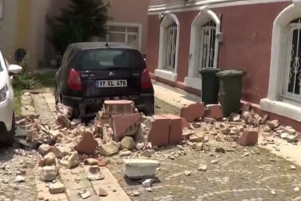 Землетрясения в Эгейском море: 10 человек получили ранения