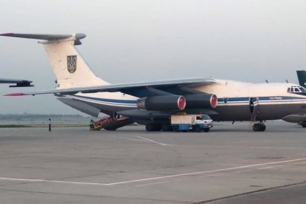 Самолет с эвакуированными украинцами из Кабула приземлился в Борисполе