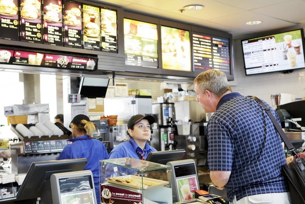 У британських ресторанах фаст-фуду McDonald's, KFC і Burger King знайдено фекальні бактерії