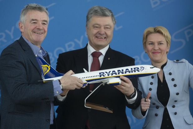 Порошенко шокував ціною на авіаквитки Ryanair