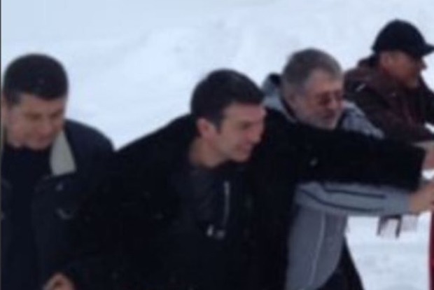 Застрявшего в снегах Куршевеля Коломойского спас беглый Онищенко