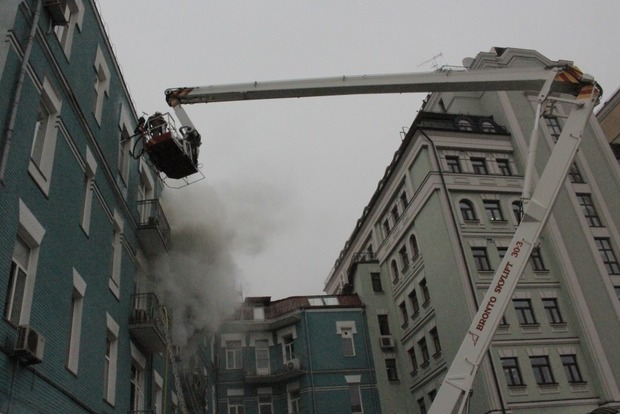 Из-за ресторана выгорело 700 м2 здания в центре Киева
