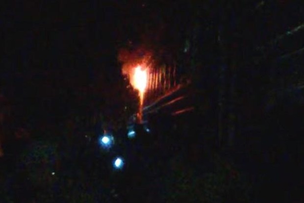 На Львовщине на ходу загорелся пассажирский поезд
