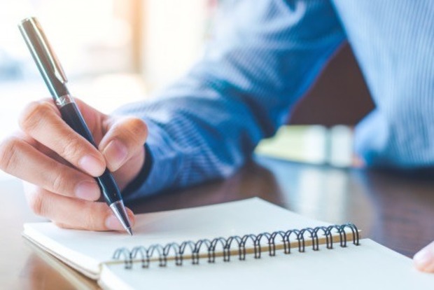 Змова на ручку: як підвищити свою продуктивність на роботі