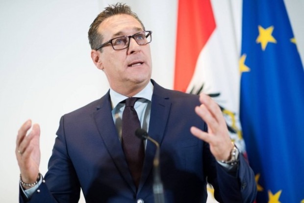 Вице-канцлер Австрии хочет отменить антироссийские санкции