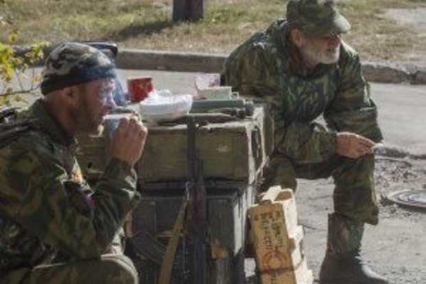 В Донецке боевик разрубил голову пенсионерке саперной лопаткой
