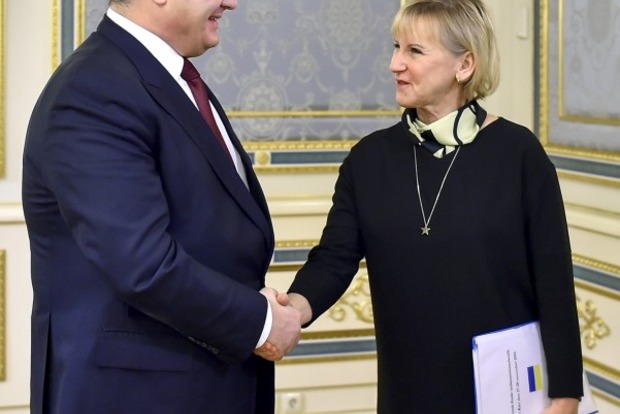 Глава МИД Швеции заявила о необходимости продлить санкции против России